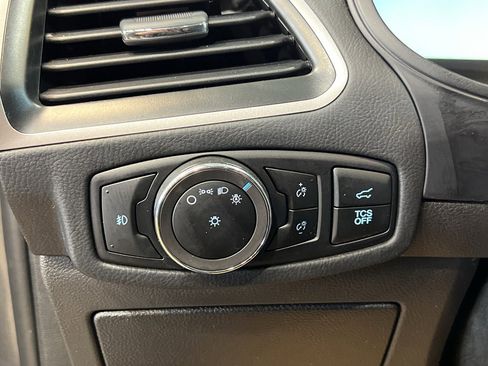 Used 2024 Ford Edge SEL w/ Convenience Package image 14