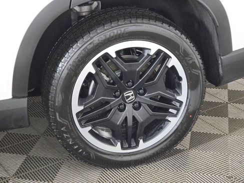 New 2026 Honda Pilot Touring image 12