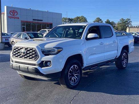 Certified 2022 Toyota Tacoma TRD Sport w/ TRD Premium Sport Package image 13
