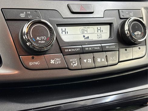 Used 2017 Honda Odyssey EX-L image 38