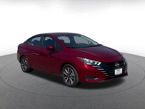 Used 2025 Nissan Versa SV image 14