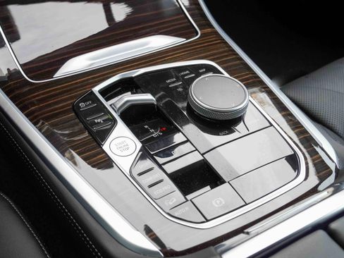 Certified 2025 BMW X5 xDrive40i w/ Premium Package image 30