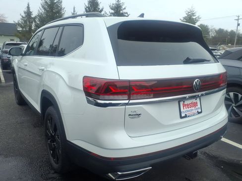 New 2026 Volkswagen Atlas SE image 3