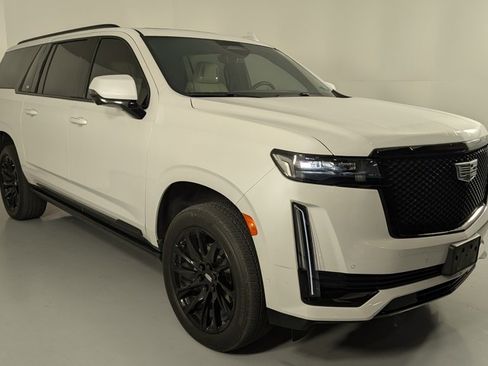 Certified 2023 Cadillac Escalade ESV Sport w/ LPO, ONYX Package image 1