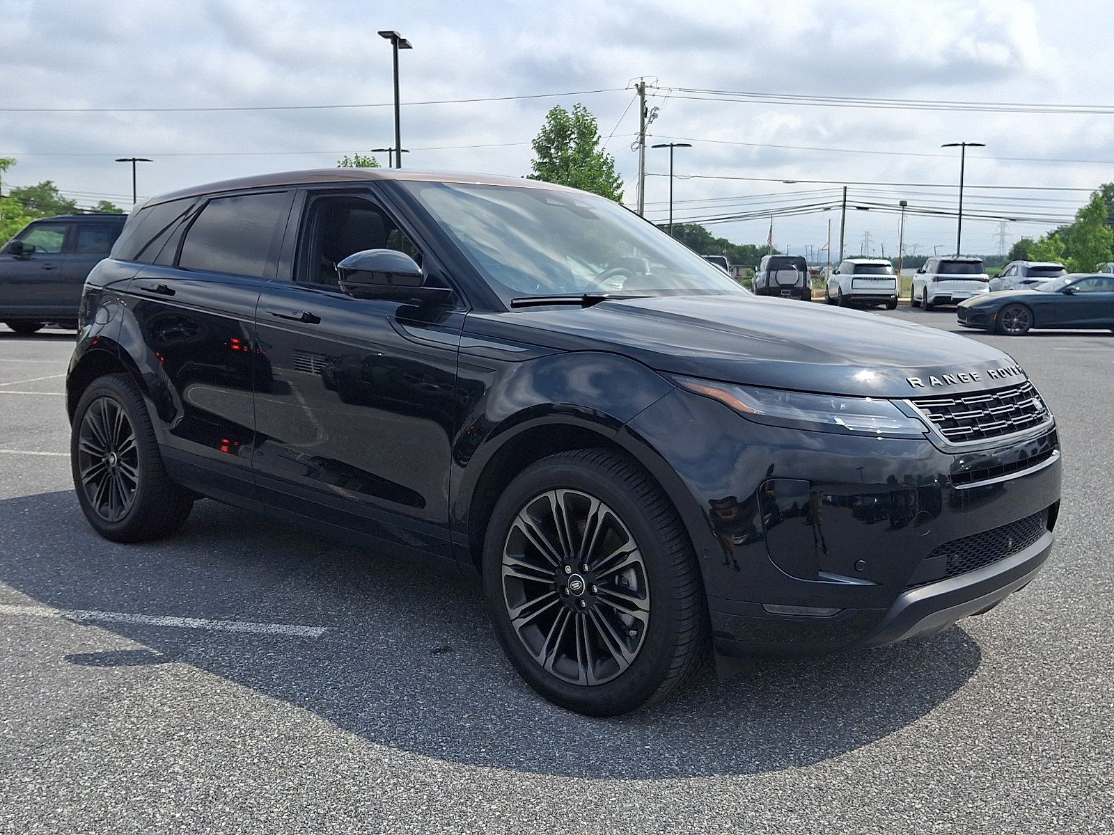 Used 2026 Land Rover Range Rover Evoque S AWD/4WD image 6