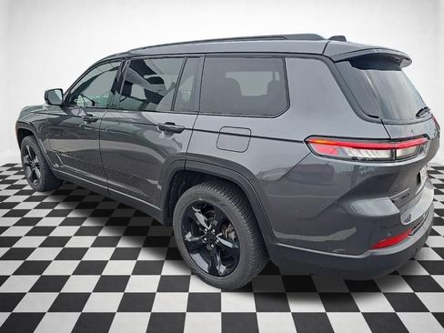 Used 2021 Jeep Grand Cherokee L Laredo AWD/4WD image 31