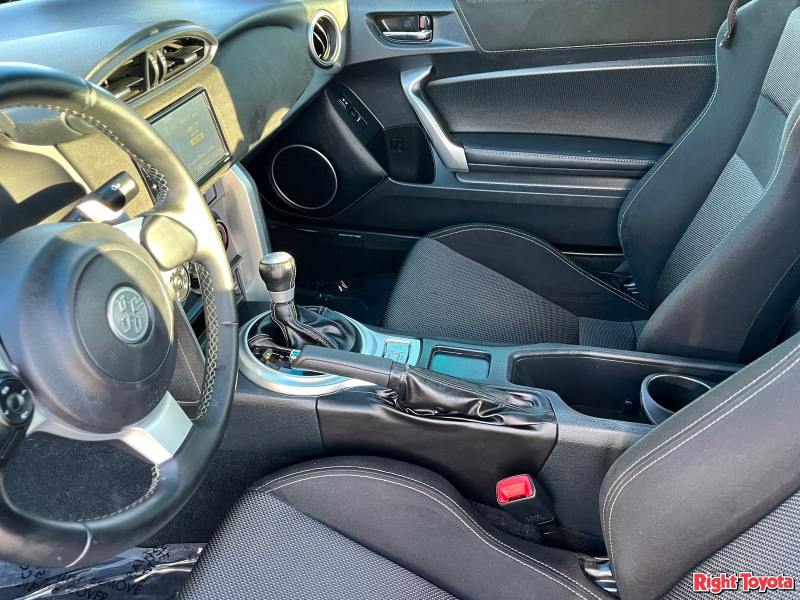 Certified 2017 Toyota 86 RWD image 21