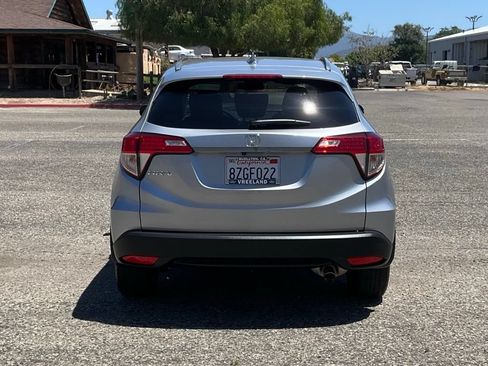 Used 2022 Honda HR-V EX image 5