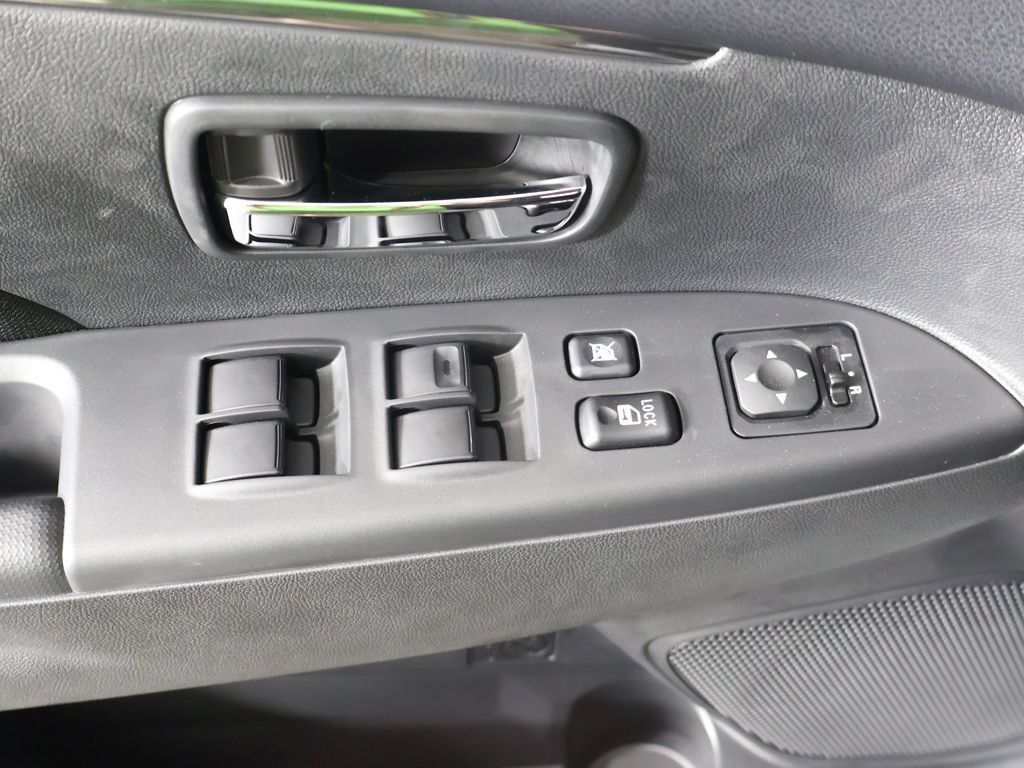 New 2027 Mitsubishi Outlander Sport LE AWD/4WD image 30