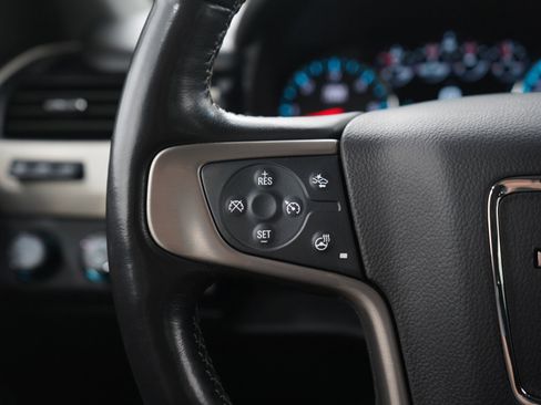 Used 2020 GMC Yukon XL Denali w/ Denali Premium Package AWD/4WD image 28