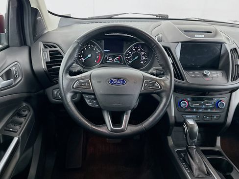 Used 2018 Ford Escape SEL image 17