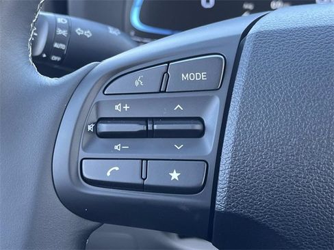 Used 2026 Hyundai Venue SEL image 26