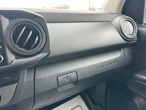 Certified 2021 Toyota Tacoma SR image 31