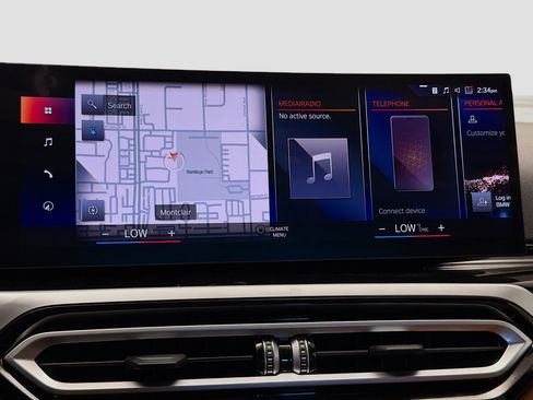 Used 2023 BMW i4 eDrive35 image 9