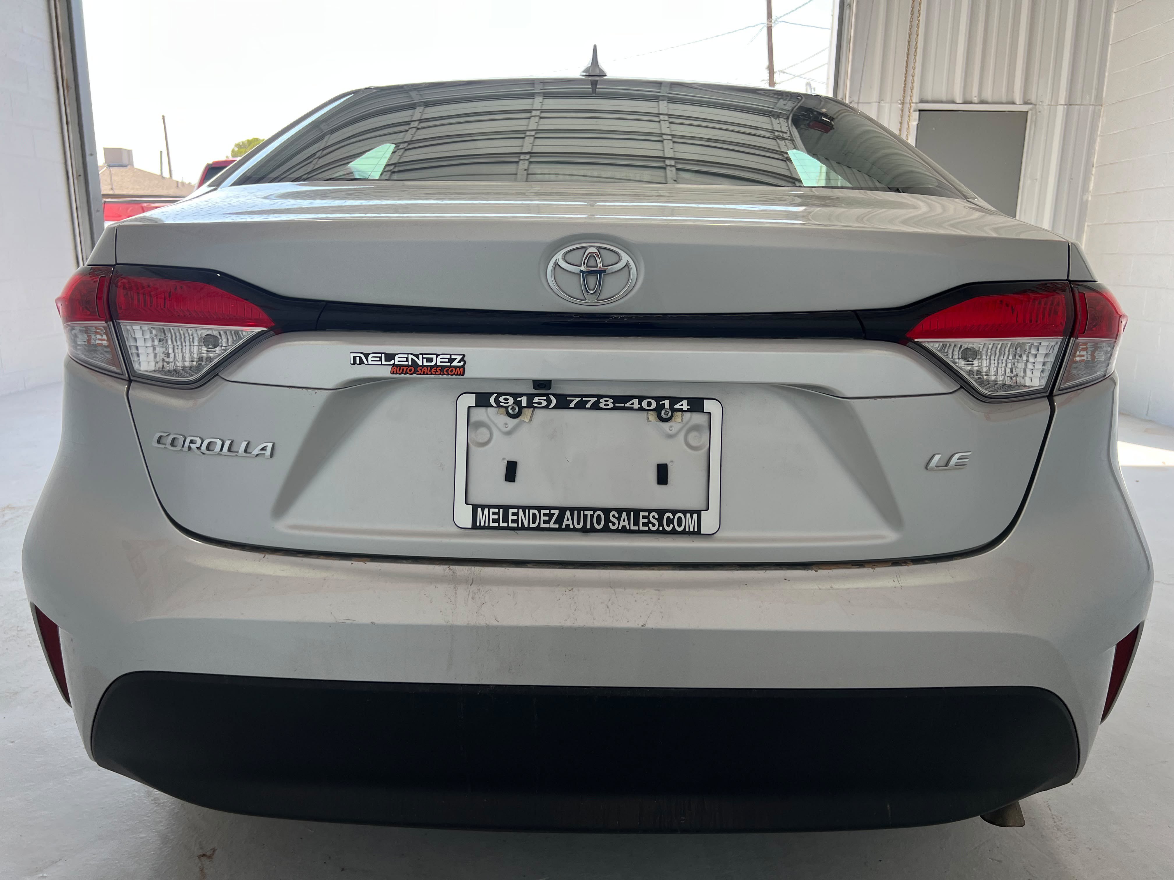 Used 2024 Toyota Corolla LE FWD image 4