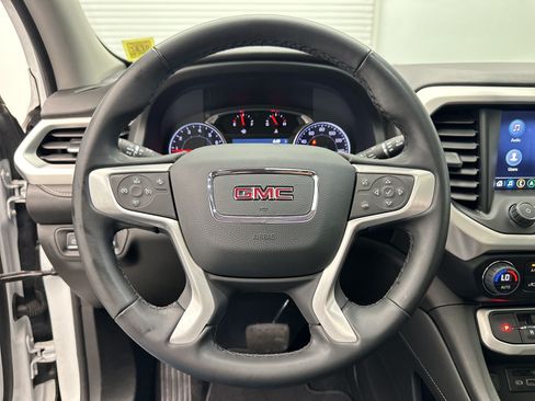 Certified 2023 GMC Acadia SLT w/ Elevation Edition AWD/4WD image 11