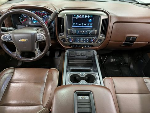 Used 2016 Chevrolet Silverado 2500 High Country w/ Duramax Plus Package image 22
