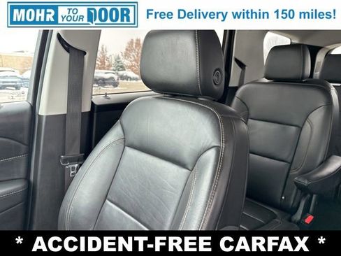 Used 2021 Chevrolet Traverse LT w/ LT Premium Package image 27