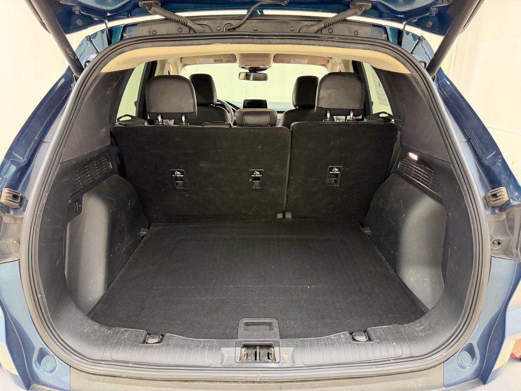 Used 2020 Ford Escape Titanium AWD/4WD image 5