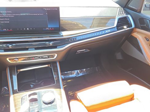 Certified 2024 BMW X5 xDrive40i w/ Premium Package image 15