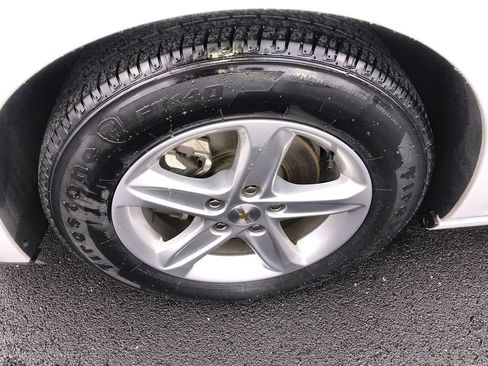 Used 2024 Chevrolet Malibu LS image 10