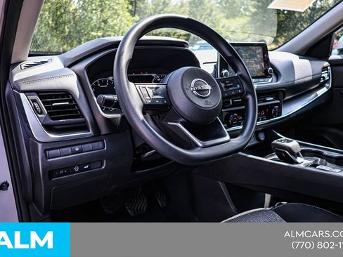 Used 2024 Nissan Rogue SV AWD/4WD image 21