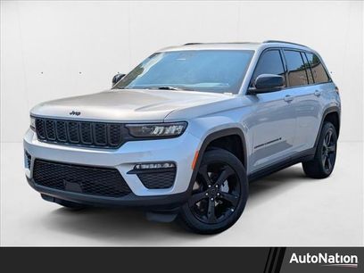 New 2025 Jeep Grand Cherokee Limited w/ Black Appearance Package