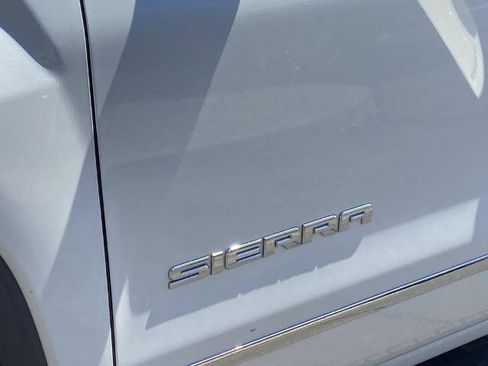 Used 2018 GMC Sierra 1500 SLT AWD/4WD image 26