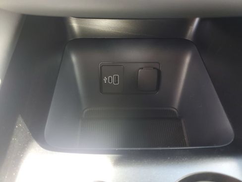 New 2026 Ford Explorer Active AWD/4WD image 24