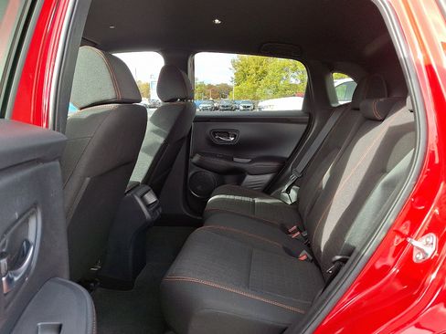 Used 2023 Honda HR-V Sport image 10