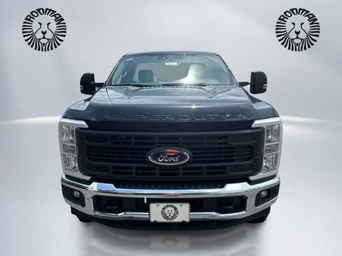 New 2026 Ford F250 XL w/ XL Off-Road Package AWD/4WD image 2