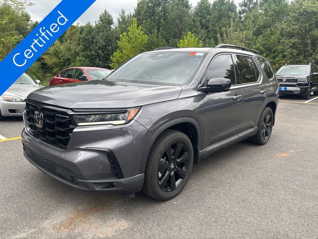 Used 2025 Honda Pilot Black Edition image 1