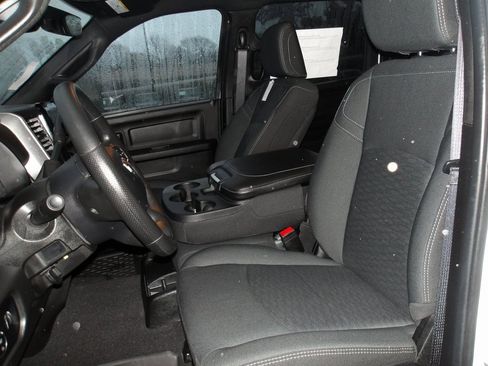 Used 2025 RAM 3500 Tradesman image 12