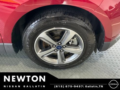 Used 2019 Ford Edge SEL w/ Equipment Group 201A AWD/4WD image 50