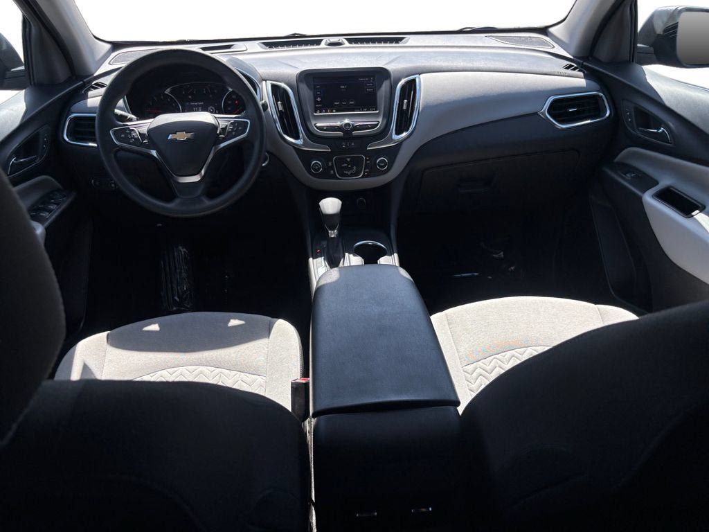 Used 2024 Chevrolet Equinox LS w/ LS Convenience Package FWD image 12