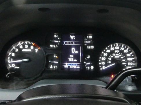 Used 2021 Toyota Tundra SR AWD/4WD image 30