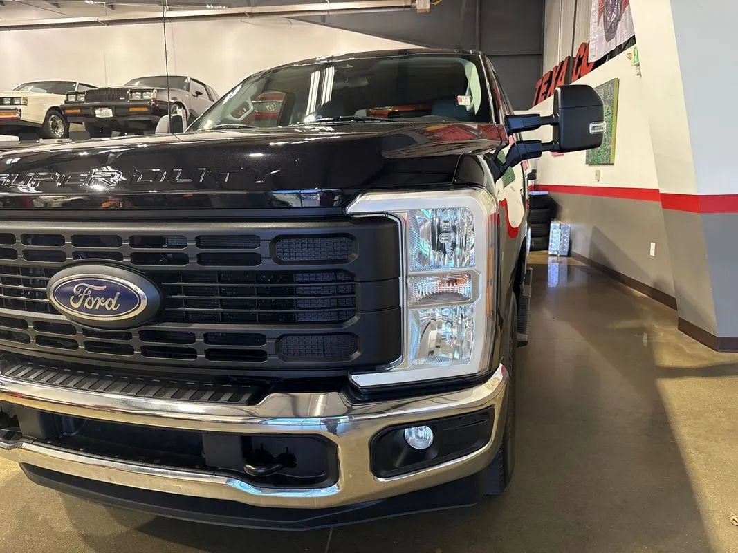 Used 2024 Ford F250 XL w/ XL Chrome Package RWD image 65