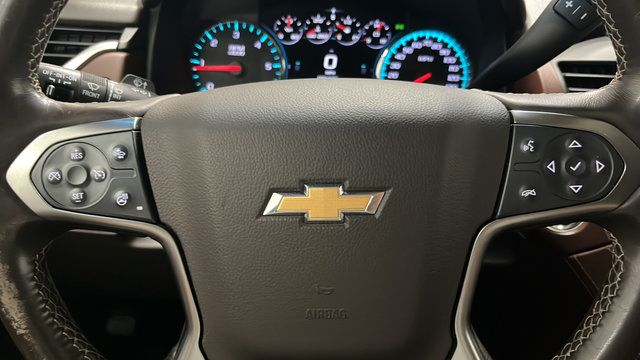 Used 2019 Chevrolet Suburban Premier AWD/4WD image 16