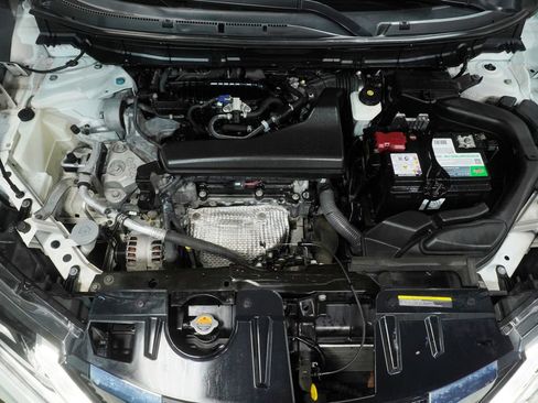 Used 2019 Nissan Rogue SL w/ Premium Package AWD/4WD image 11