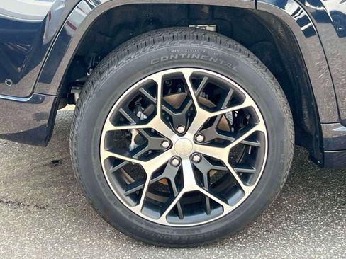 Certified 2022 Jeep Grand Cherokee Summit AWD/4WD image 7