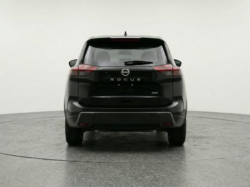 Used 2025 Nissan Rogue SV AWD/4WD image 7