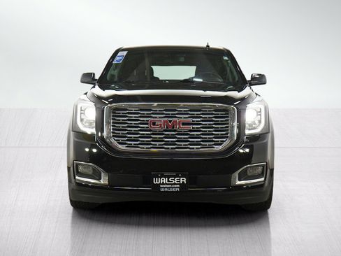 Used 2018 GMC Yukon Denali w/ Open Road Package AWD/4WD image 8