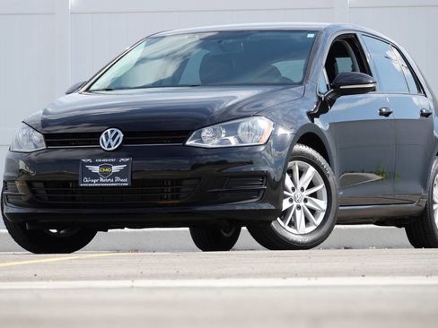 Used 2016 Volkswagen Golf S FWD image 2