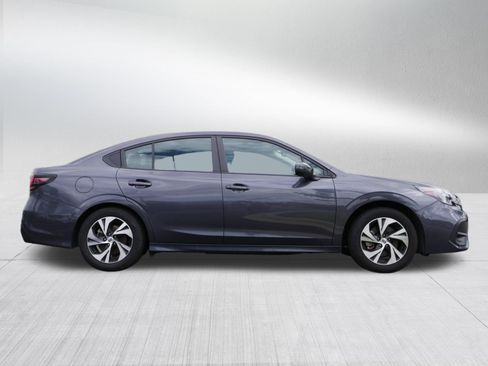Used 2025 Subaru Legacy Premium AWD/4WD image 8