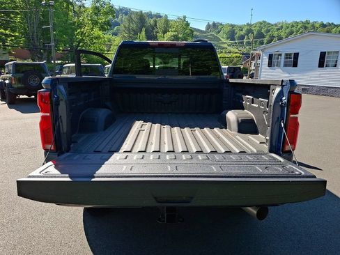 Used 2026 Chevrolet Silverado 2500 LTZ w/ LTZ Plus Package AWD/4WD image 29