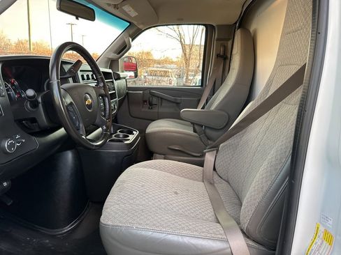 Used 2020 GMC Savana 3500 w/ Power Convenience Package image 20