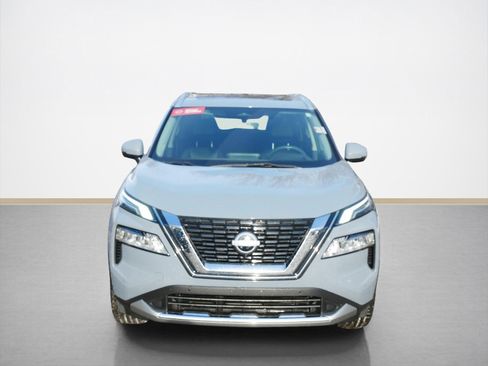 Certified 2023 Nissan Rogue Platinum w/ Platinum Premium Package image 8