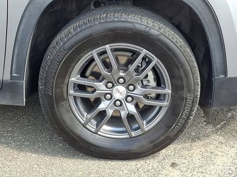 Used 2025 GMC Acadia Elevation AWD/4WD image 27