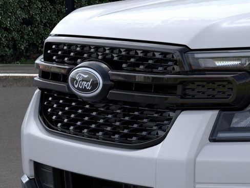 New 2025 Ford Ranger XLT w/ Black Appearance Package image 17