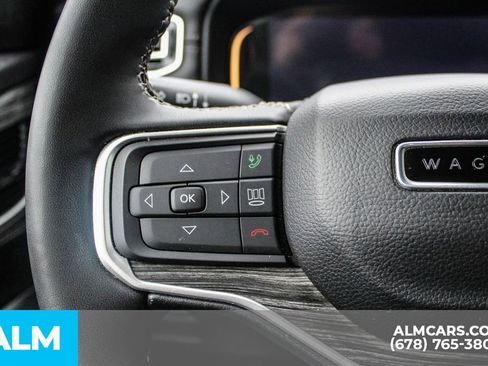 Used 2024 Jeep Wagoneer Series II w/ Flexible Seating Group image 28